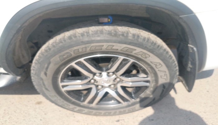 2023 Toyota Fortuner 4X2 AT 2.8 DIESEL, Diesel, Automatic, 37,544 km, tyre