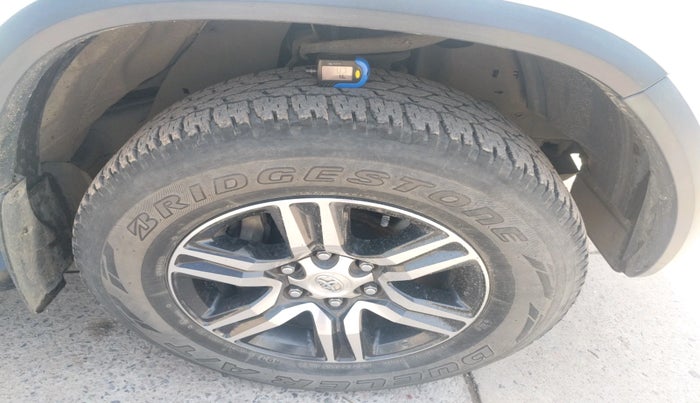 2023 Toyota Fortuner 4X2 AT 2.8 DIESEL, Diesel, Automatic, 37,544 km, tyre