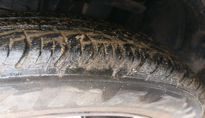 2017 Tata Tiago XT PETROL, Petrol, Manual, 26,250 km, tyre