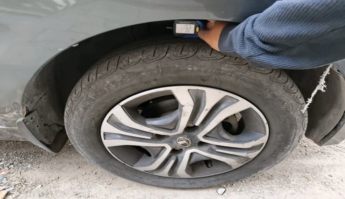 2022 Tata TIGOR XZ PLUS CNG, CNG, Manual, 1,01,304 km, tyre