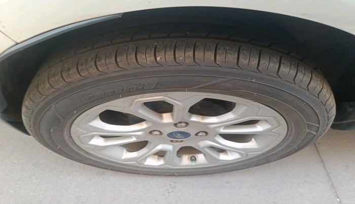 2018 Ford Ecosport TITANIUM + 1.5L PETROL AT, Petrol, Automatic, 60,695 km, tyre