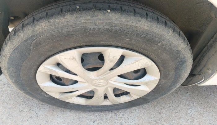 2018 Maruti Swift VXI AMT, Petrol, Automatic, 57,477 km, tyre