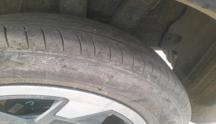 2025 Hyundai EXTER SX 1.2 MT, Petrol, Manual, 5,128 km, tyre