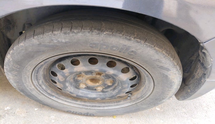 2014 Maruti Ertiga VXI CNG, CNG, Manual, 1,15,870 km, tyre