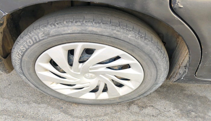 2014 Maruti Ertiga VXI CNG, CNG, Manual, 1,15,870 km, tyre