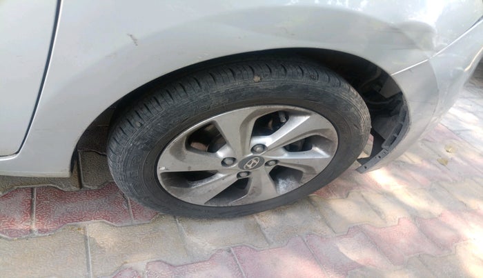 2017 Hyundai Xcent SX 1.2, Petrol, Manual, 89,152 km, tyre