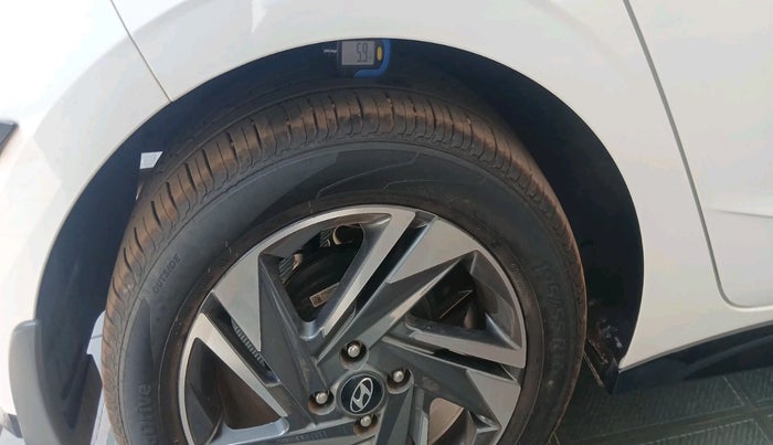 2023 Hyundai NEW I20 ASTA (O) 1.2 AT, Petrol, Automatic, 10,395 km, tyre