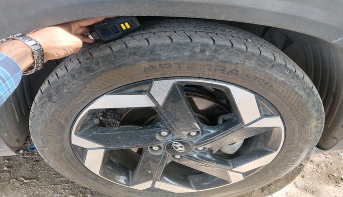 2024 Hyundai ALCAZAR 1.5 SIGNATURE (O) AT 7STR, Diesel, Automatic, 37,682 km, tyre