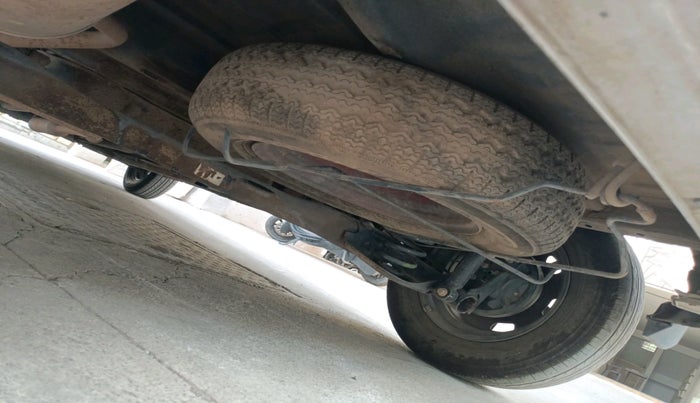 2023 Renault TRIBER RXT, Petrol, Manual, 80,925 km, tyre