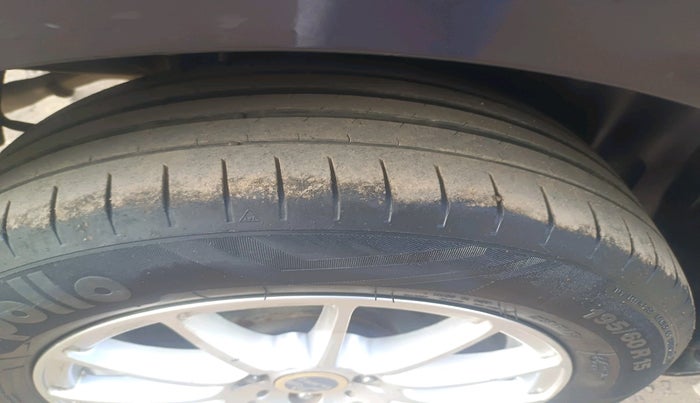 2015 Maruti Swift VXI, Petrol, Manual, 59,355 km, tyre