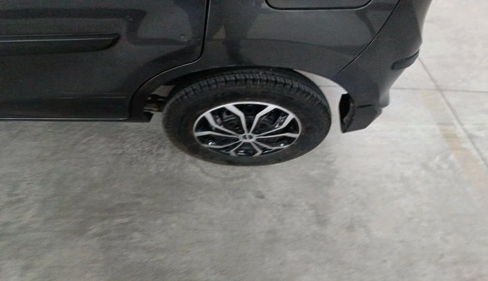 2021 Maruti Alto LXI, Petrol, Manual, 53,200 km, tyre