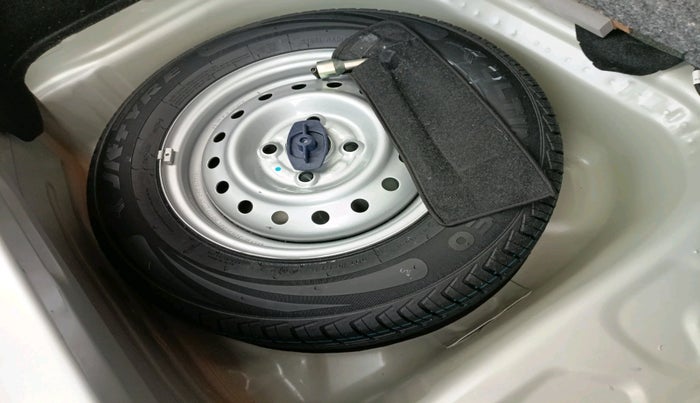 2023 Maruti New Wagon-R LXI 1.0, Petrol, Manual, 1,475 km, tyre