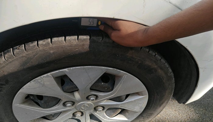 2018 Hyundai Xcent E+ 1.2 CRDI, Diesel, Manual, 1,21,757 km, tyre