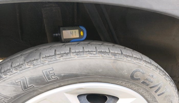 2017 Renault Kwid RXL, Petrol, Manual, 34,533 km, tyre