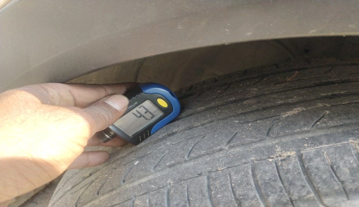 2015 Hyundai Creta SX (O) 1.6 DIESEL, Diesel, Manual, 83,466 km, tyre