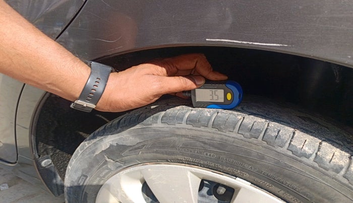 2018 Maruti Baleno DELTA PETROL 1.2, Petrol, Manual, 1,39,434 km, tyre