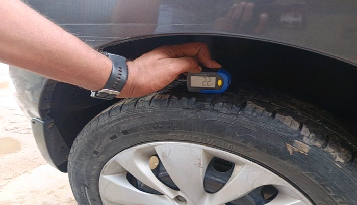 2018 Maruti Baleno DELTA PETROL 1.2, Petrol, Manual, 1,39,434 km, tyre