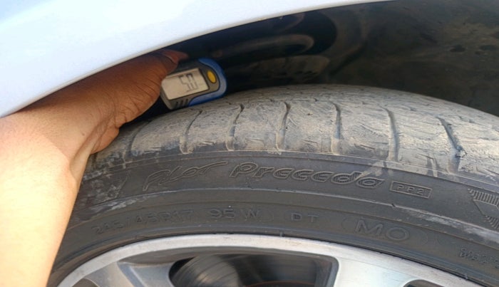 2014 Mercedes Benz E Class E 250 CDI AVANTGARDE, Diesel, Automatic, 71,618 km, tyre