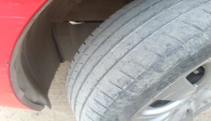 2016 Maruti Baleno ZETA PETROL 1.2, Petrol, Manual, 40,531 km, tyre