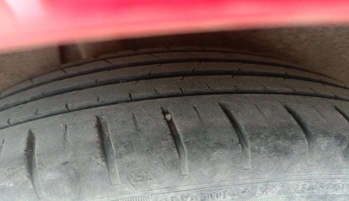 2016 Maruti Baleno ZETA PETROL 1.2, Petrol, Manual, 40,531 km, tyre