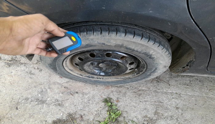 2014 Maruti Swift VDI, Diesel, Manual, 1,58,003 km, tyre