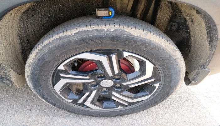 2023 Maruti BREZZA LXI S- CNG, CNG, Manual, 57,302 km, tyre