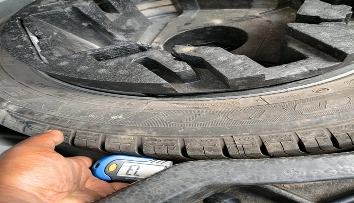 2020 Skoda Rapid 1.0 AMBITION TSI MT, Petrol, Manual, 1,11,649 km, tyre