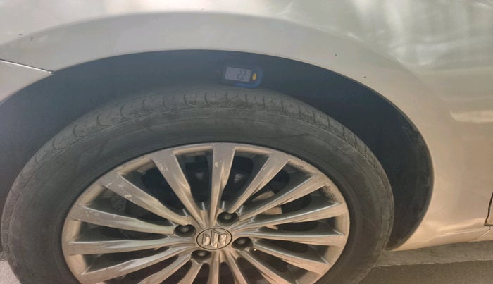 2017 Maruti Ciaz ZDI SHVS, Diesel, Manual, 1,01,295 km, tyre