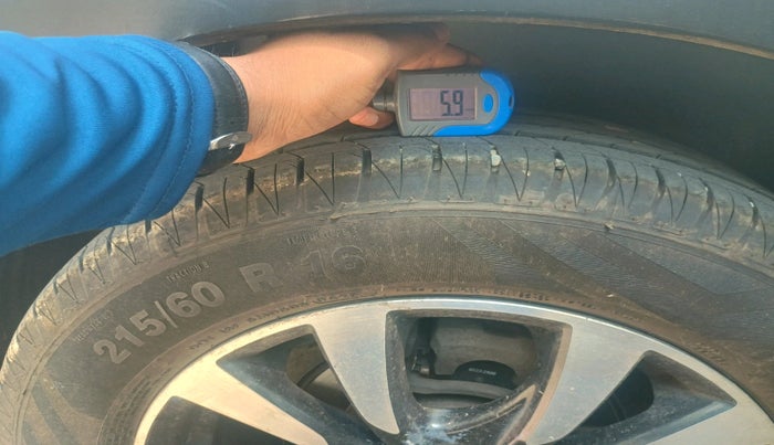 2018 Maruti S Cross DELTA 1.3, Diesel, Manual, 1,63,601 km, tyre