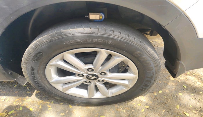 2015 Hyundai Creta  SX 1.6 Petrol , Petrol, Manual, 74,707 km, tyre