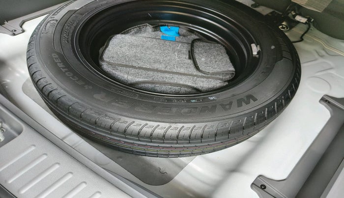 2024 Hyundai Creta SX 1.5 PETROL, Petrol, Manual, 15,993 km, tyre