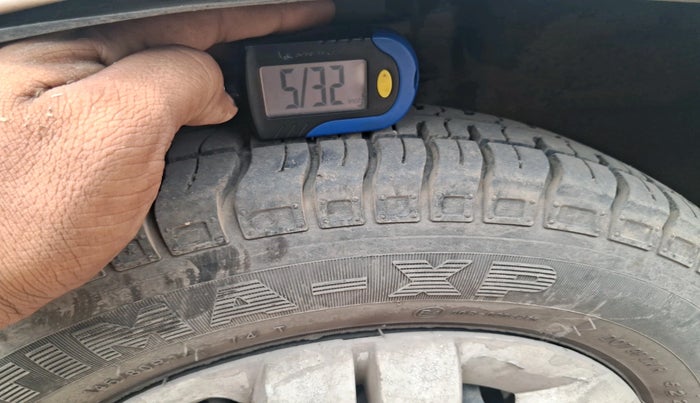 2017 Maruti Alto 800 LXI, Petrol, Manual, 41,864 km, tyre