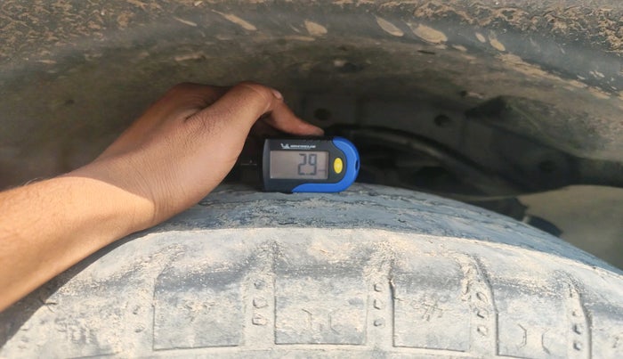 2023 Mahindra Thar LX D AT 4WD HT, Diesel, Automatic, 84,920 km, tyre