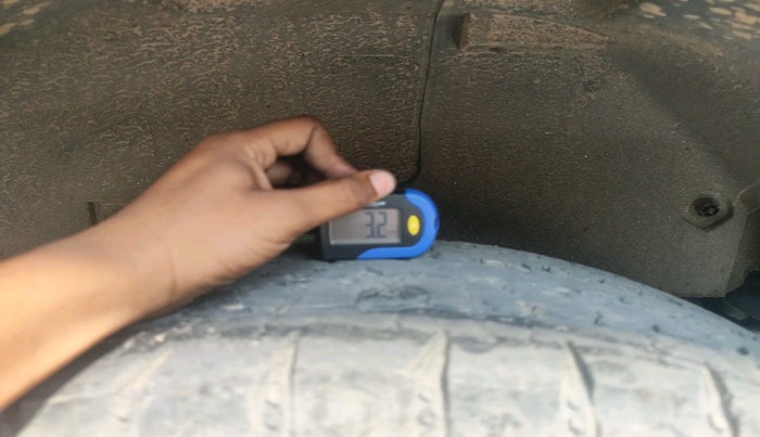 2023 Mahindra Thar LX D AT 4WD HT, Diesel, Automatic, 84,920 km, tyre