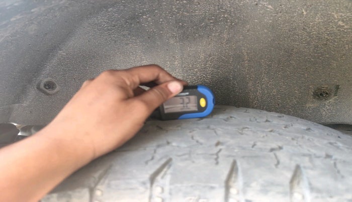 2023 Mahindra Thar LX D AT 4WD HT, Diesel, Automatic, 84,920 km, tyre