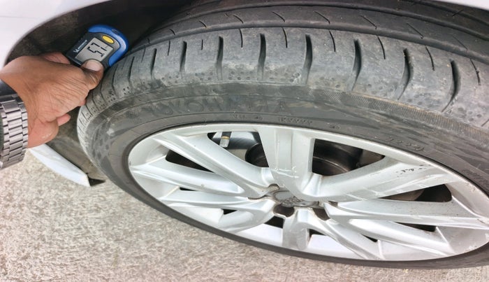 2015 Audi A6 35 TDI S LINE, Diesel, Automatic, 1,46,957 km, tyre