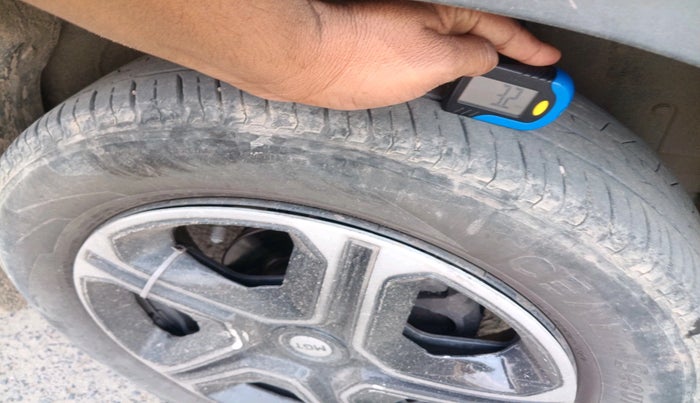 2022 Renault Kiger RXT MT, Petrol, Manual, 60,978 km, tyre