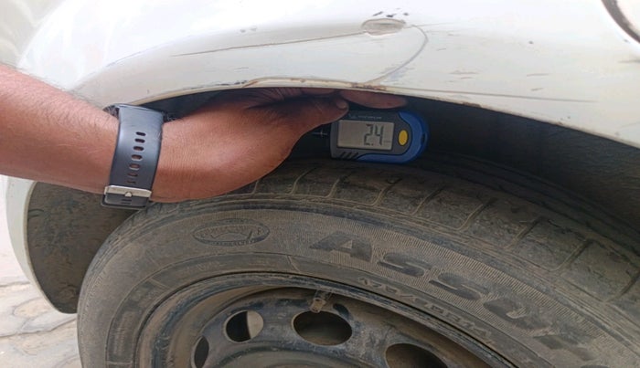 2011 Ford Figo EXI 1.2 PETROL, Petrol, Manual, 1,31,334 km, tyre