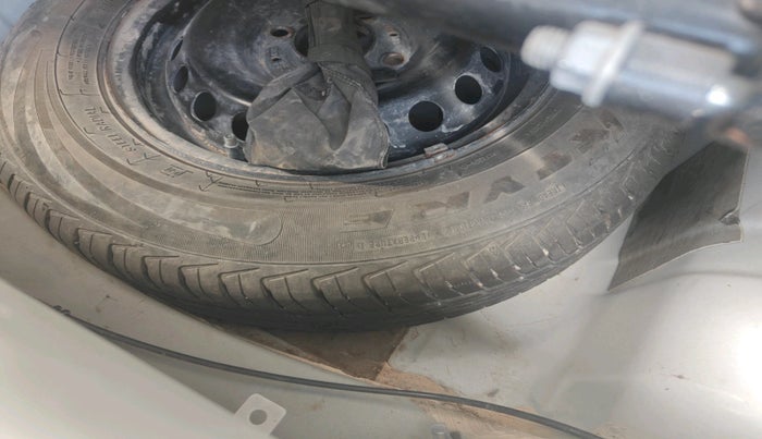 2022 Tata Tiago XT CNG, CNG, Manual, 67,432 km, tyre