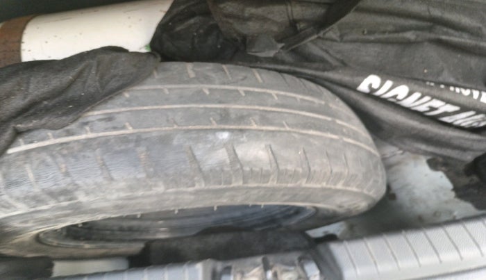 2019 Hyundai Elite i20 MAGNA PLUS 1.2, CNG, Manual, 64,412 km, tyre