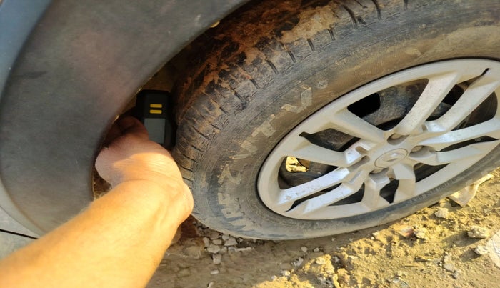 2020 Renault TRIBER RXT, Petrol, Manual, 54,019 km, tyre