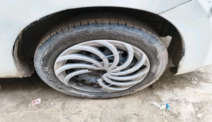 2017 Maruti Wagon R 1.0 VXI, CNG, Manual, 1,16,477 km, tyre