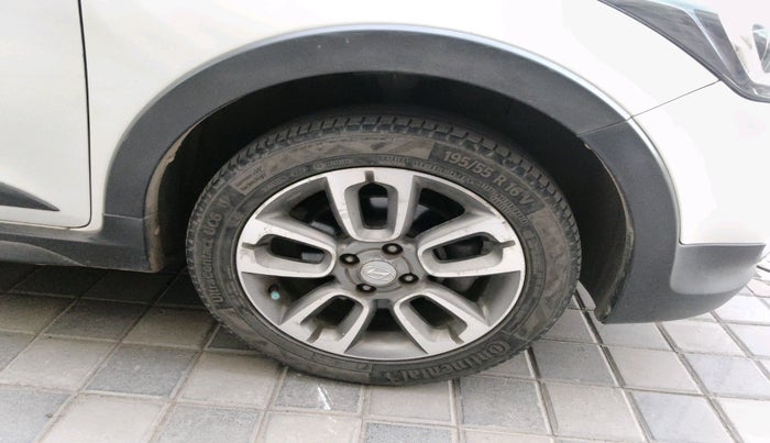 2017 Hyundai i20 Active 1.2 S, Petrol, Manual, 59,359 km, tyre