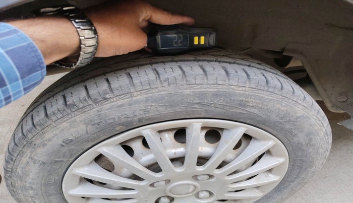 2016 Datsun Go A EPS, Petrol, Manual, 84,180 km, tyre