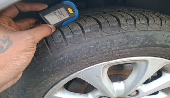 2012 Ford Figo TITANIUM 1.2 PETROL, Petrol, Manual, 54,226 km, tyre