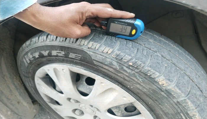 2015 Honda Amaze 1.2L I-VTEC S, CNG, Manual, 78,014 km, tyre