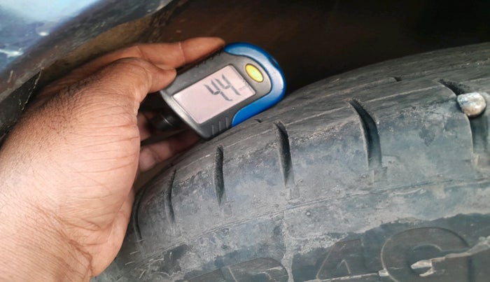 2019 Maruti Swift VXI, Petrol, Manual, 73,472 km, tyre