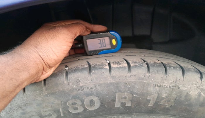 2019 Maruti Swift VXI, Petrol, Manual, 73,472 km, tyre