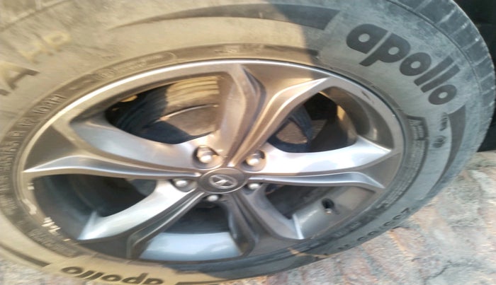 2021 Tata Harrier XT 2.0L KRYOTEC, Diesel, Manual, 56,558 km, tyre