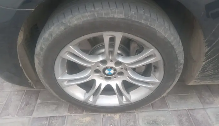 2013 BMW 5 Series 530D 3.0, Diesel, Automatic, 90,000 km, tyre